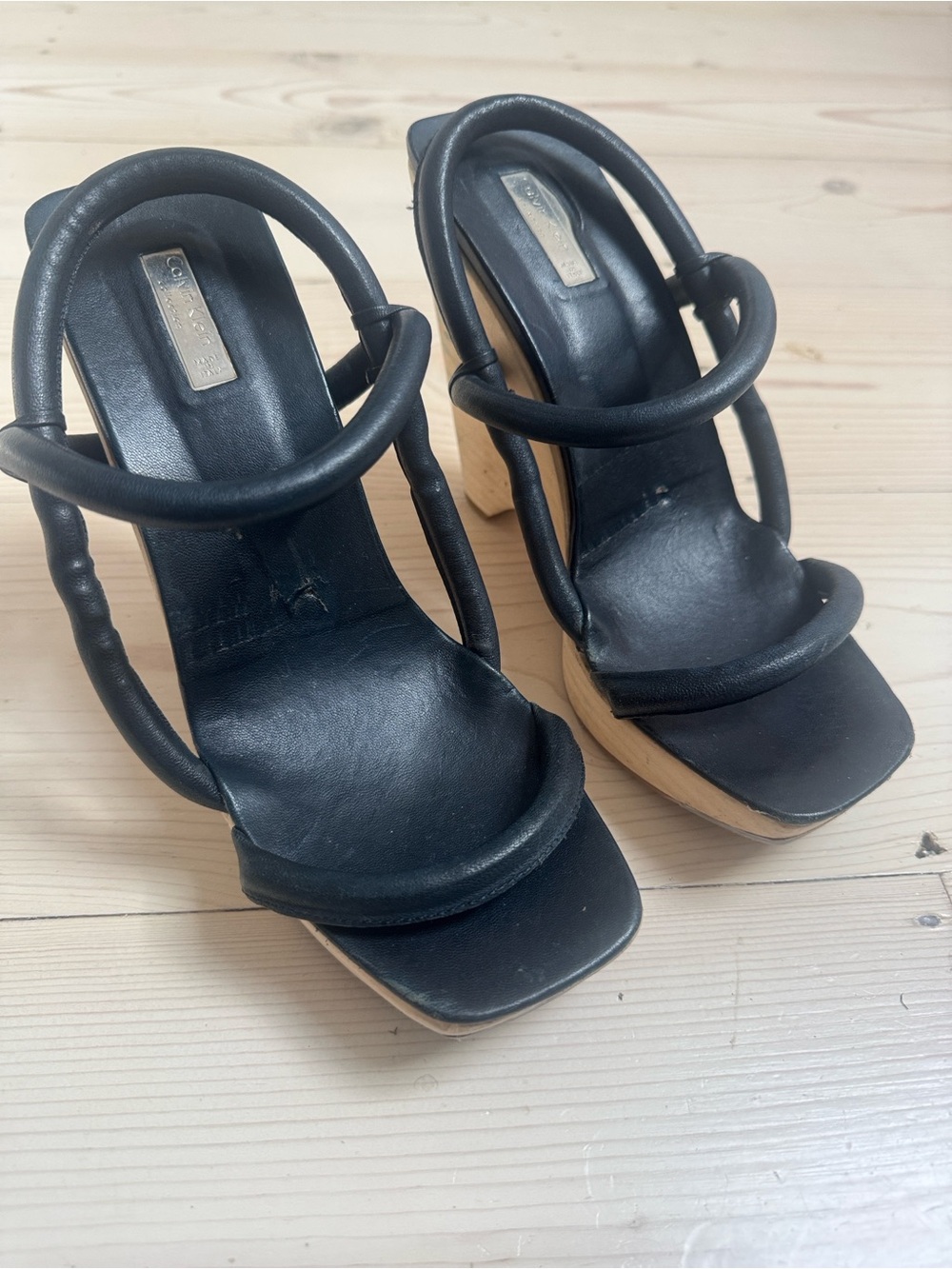 Vintage Calvin Klein Black Strappy Block Heel Sandals Sz. 39